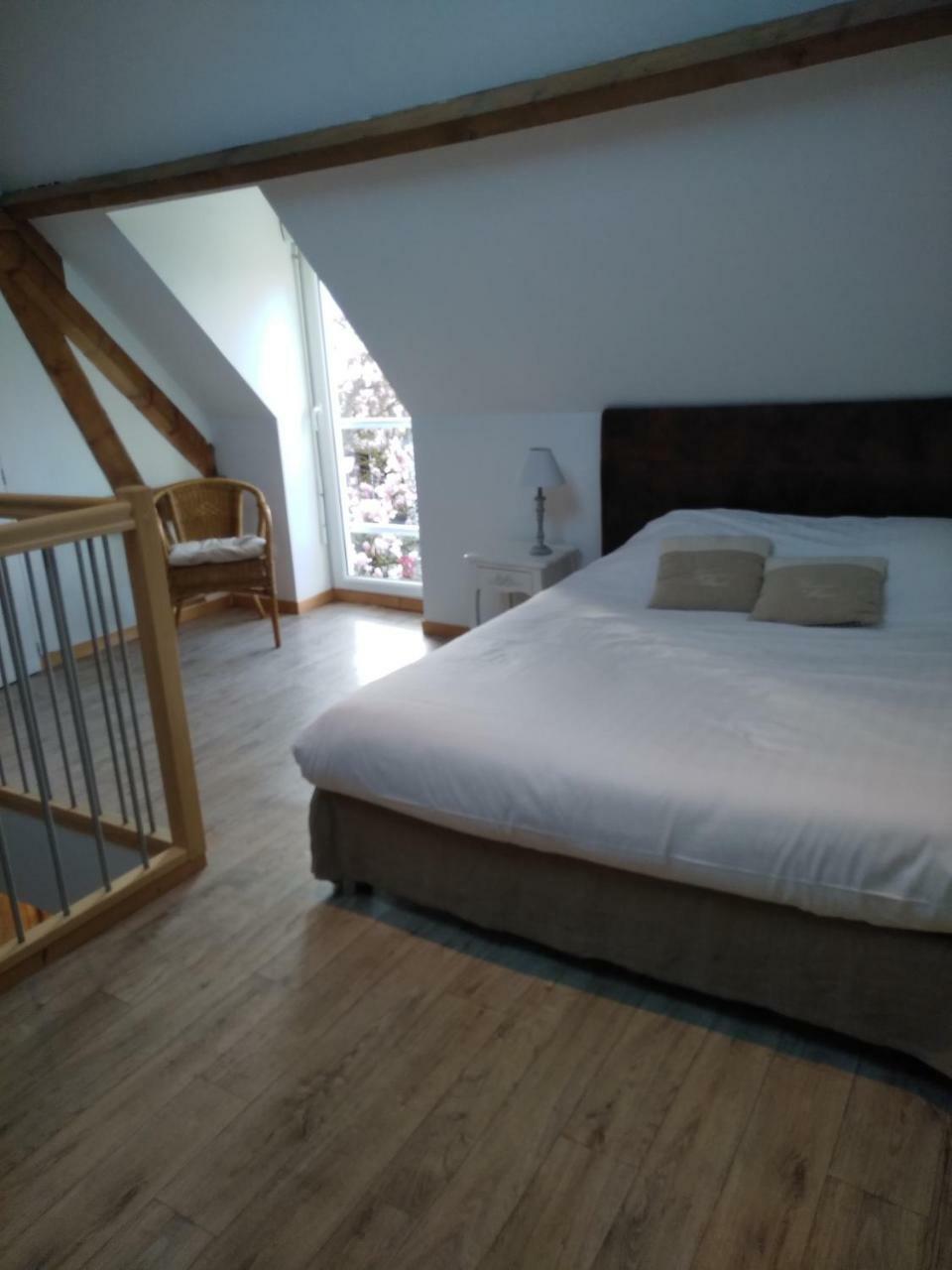 L'Heure Bleue Gites Et Chambres D'Hotes Givenchy-en-Gohelle Exterior photo